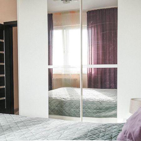 M&M Apartment Oradea Exteriör bild