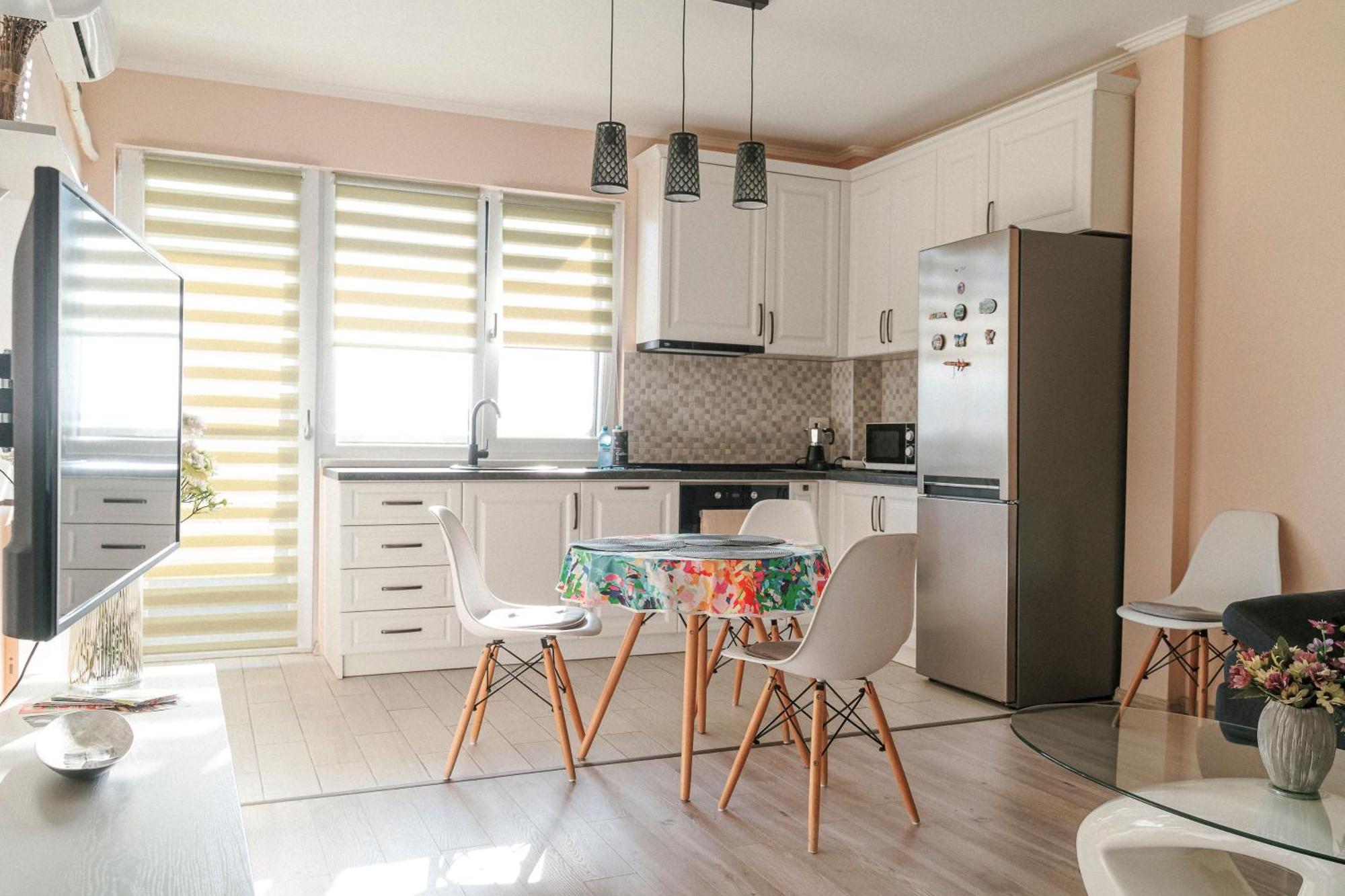 M&M Apartment Oradea Exteriör bild